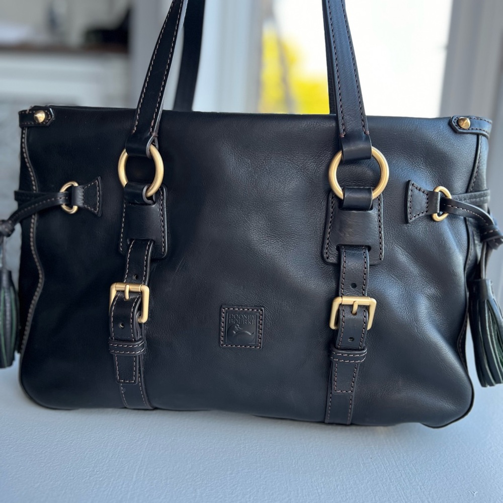 Black Dooney & Burke leather florentine tassel satchel
